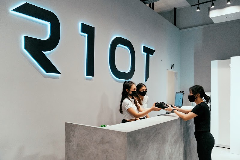 R10T photo 3